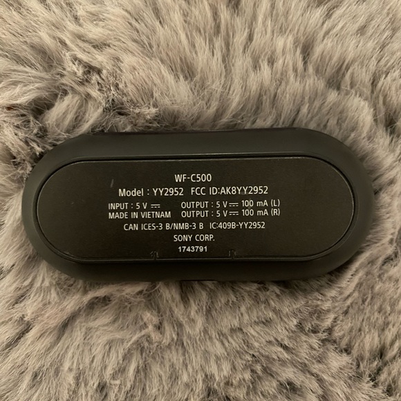 Sony Earbuds - Picture 2 of 3